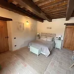 Convento 3* Pietralunga (Umbria)